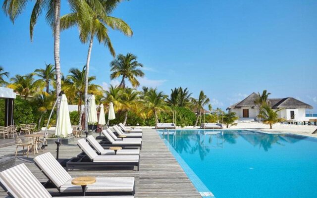 NOOE Maldives Kunaavashi Hotel