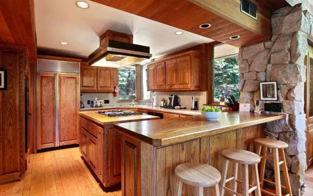 Yosemite Scenic Wonders - Fish Camp Area