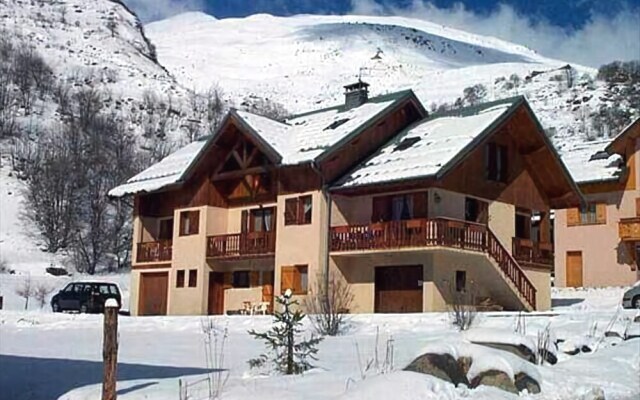 Chalet Les Lupins Triplex 4 Pieces 8 Personnes 4 Rooms 8 People