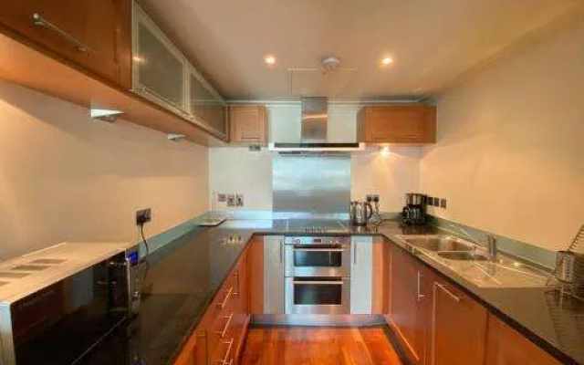 Horizon Canary Wharf Apartment