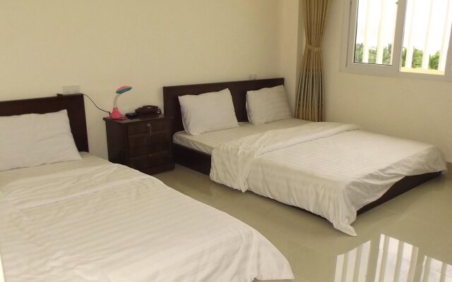 Phuong Binh Hotel