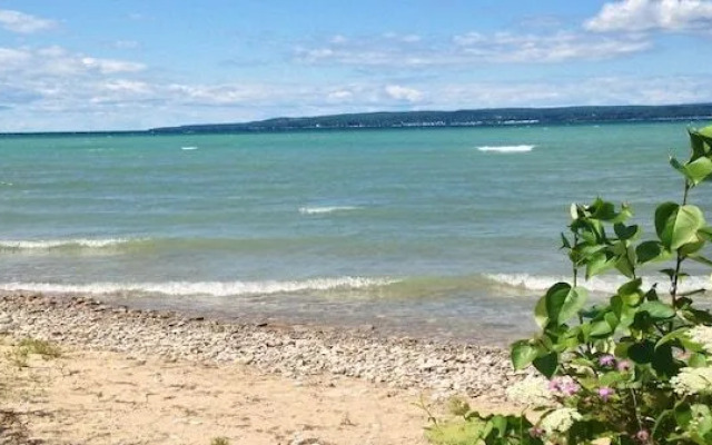 Stafford's Bay View Inn