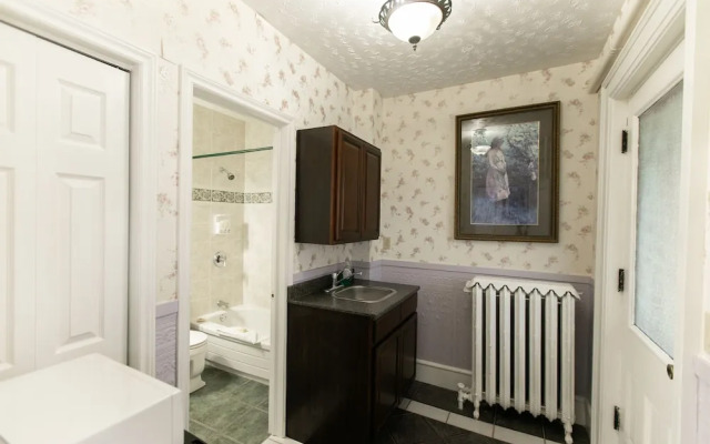 Prince Street Suites