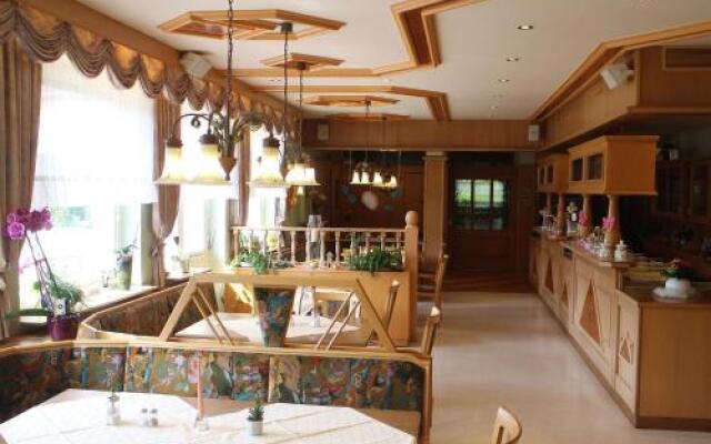 Gasthaus Zum Hohenstein