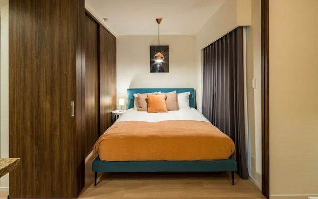 Section L Ginza East