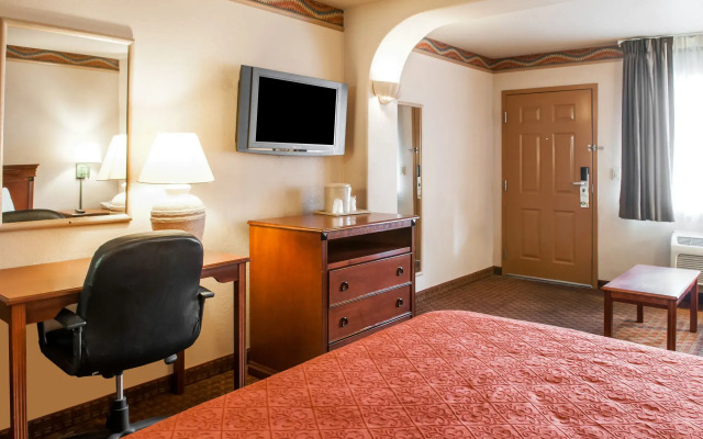 Quality Inn & Suites Las Cruces - University Area
