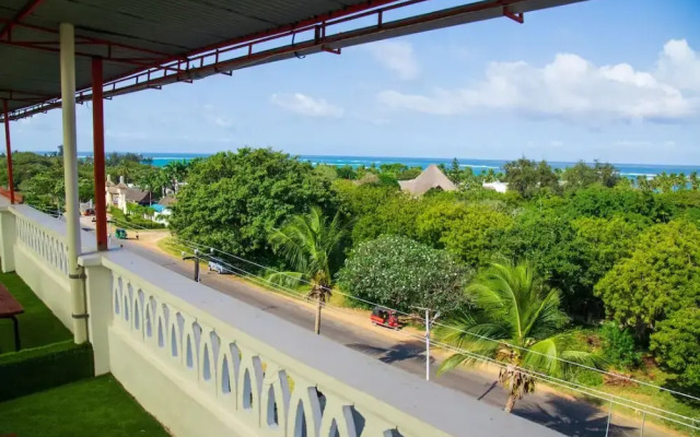 Diani Resort & Apartments