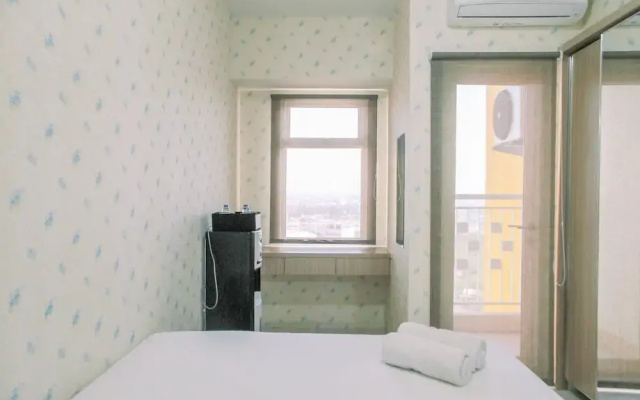 Cozy Stay Studio at Springlake Summarecon Bekasi Apartment