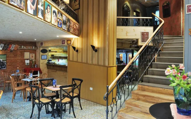 Hotel London