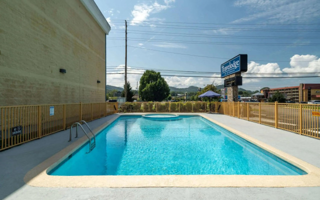 Pigeon Forge Parkway Inn