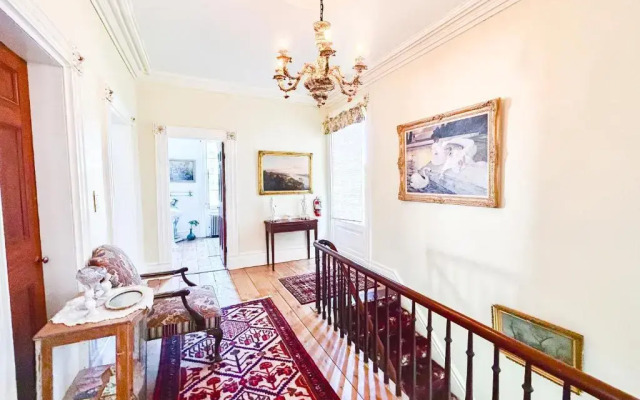 Borland House Inn