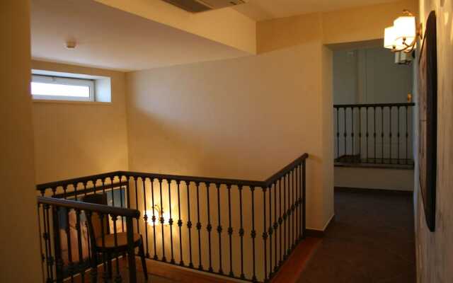 Lhotel Dei Coloniali