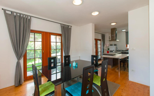 Thirsty River Apartments