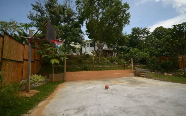 Hilltop Pool and Villa