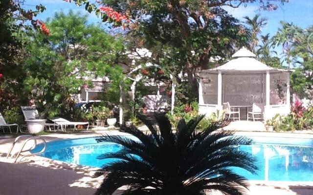 Orchard Garden Hotel & Suites
