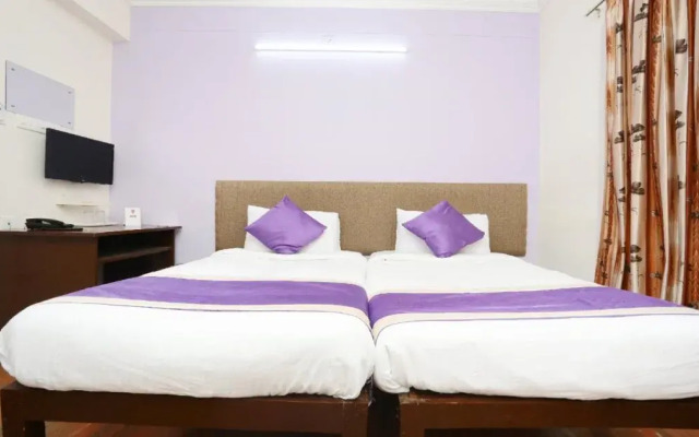 Hotel Vbee Plaza By OYO Rooms