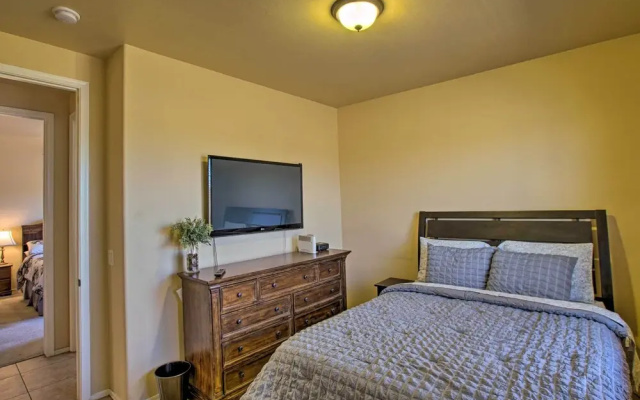 10 Mi to Downtown: Phoenix Casita w/ Patio!