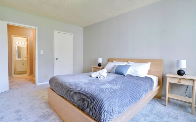 Immerse Yourself in This Beatiful Apt