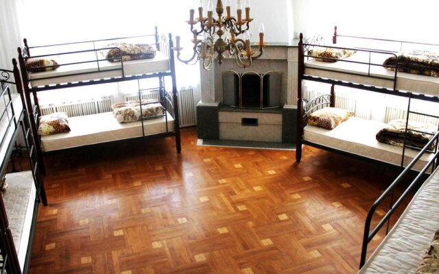 D'Lux Kiev Hostel