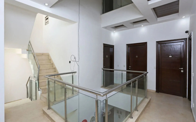 Hotel Pacific Inn Suites by OYO Rooms