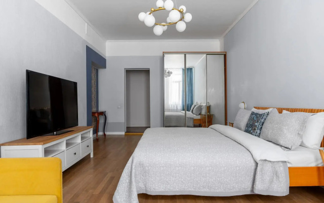 Apartments on 103 Nevsky Prospekt
