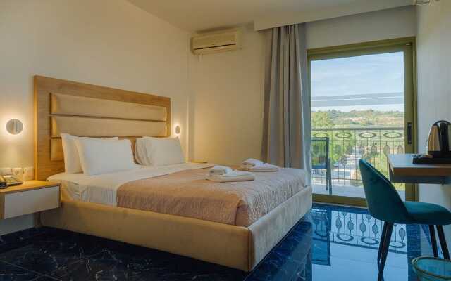 Ninos Grand Beach Hotel & Resort