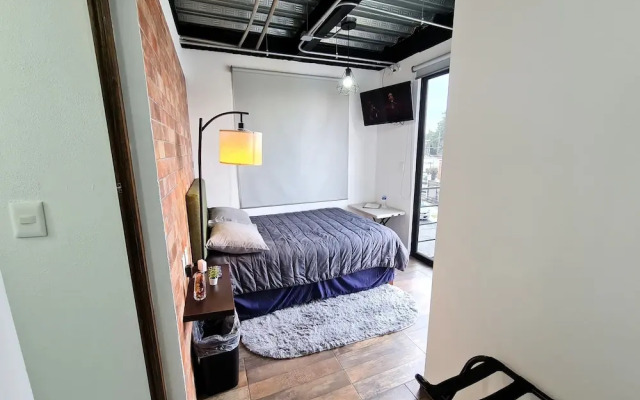 R07 Habitación Equipada STV WIFI Parking
