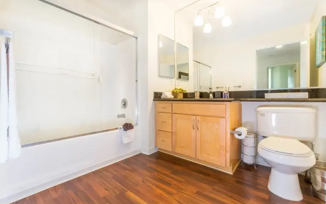 Broadway Apartment