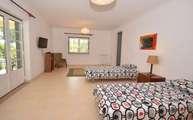 Cozy Villa near Óbidos with Private Swimming Pool