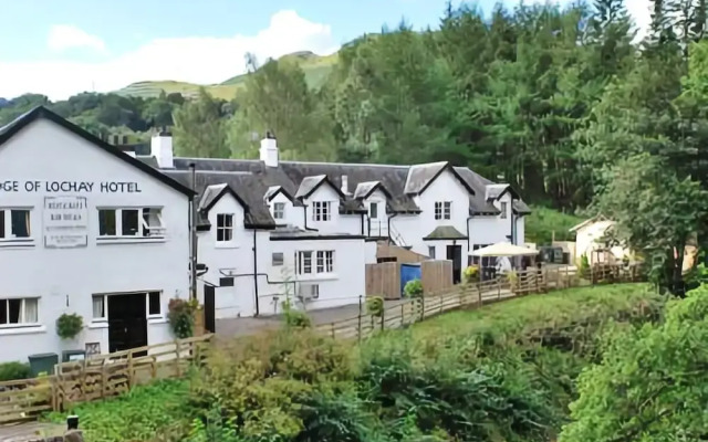 Bridge of Lochay Hotel