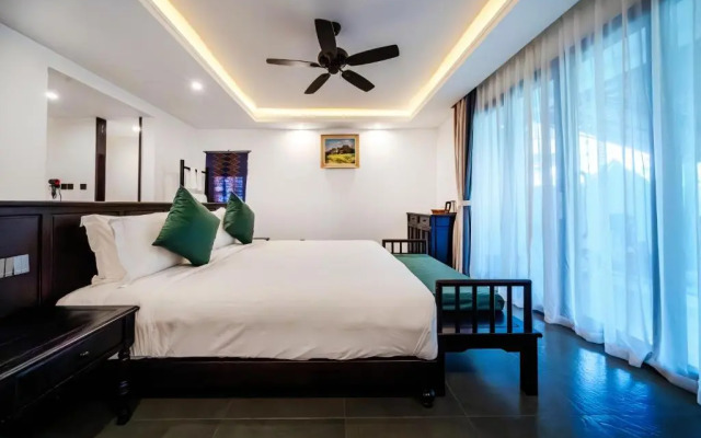 Manyo Hotel and Resort