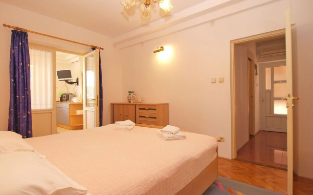 Apartment 1544
