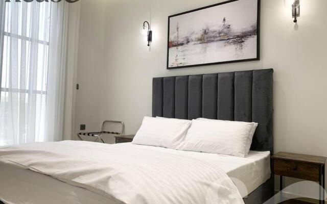 Kease Mughrizat B-4 Royal touch Terrace GZ26