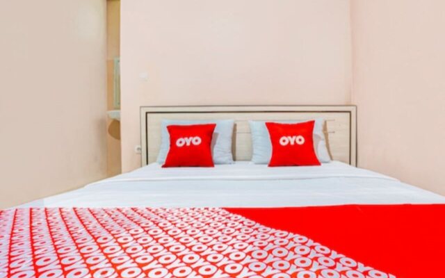 OYO 2974 Penginapan Roma 88