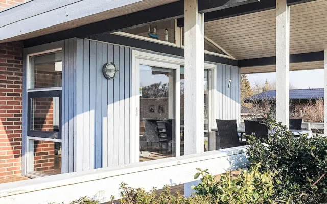 6 Person Holiday Home in Spottrup-by Traum