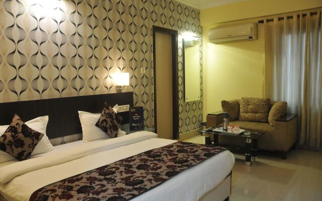 OYO 3353 Apartment Royal Residency