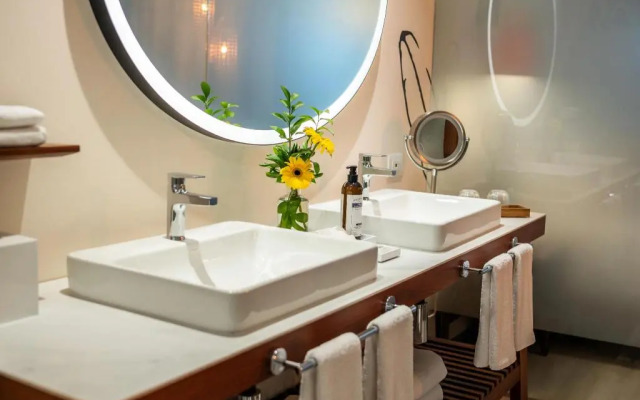 Hyatt Vivid Grand Island Cancun Adults Only All-Inclusive