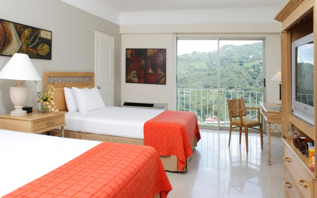 Hotel Estelar Altamira