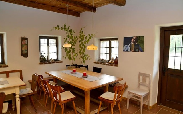 Weinek's Kellerstöckl u. Lodge