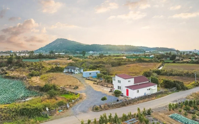 Jeju Orsirok Dogchaepension