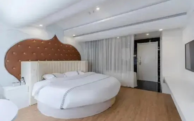 Rumeng Hotel