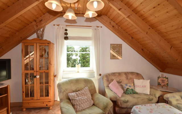 Idyllic Holiday Home in Steffenshagen near Forest