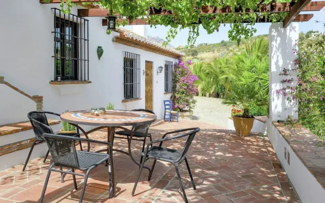 Belvilla by OYO Holiday Home in a Country Estate