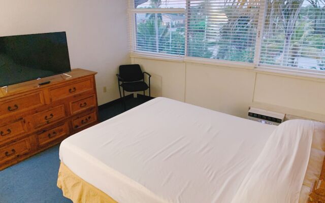 Miami Gardens Inn & Suites