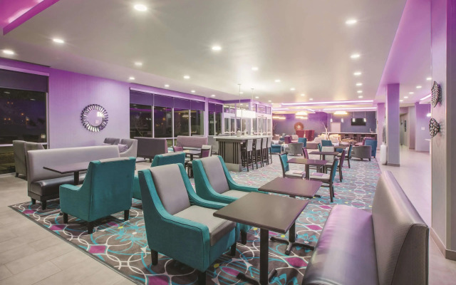 La Quinta Inn & Suites by Wyndham Lubbock South