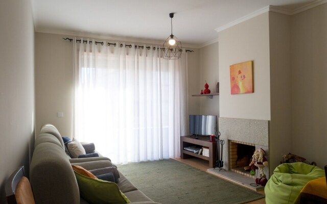 Madalena Beach Apartment by MP