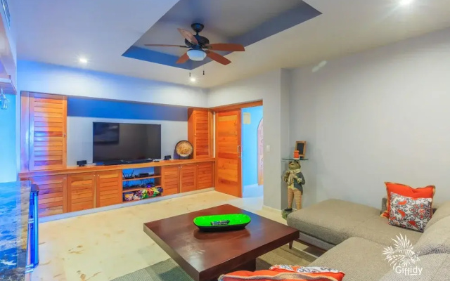Isla 33 - 4 Bedroom PH #1301