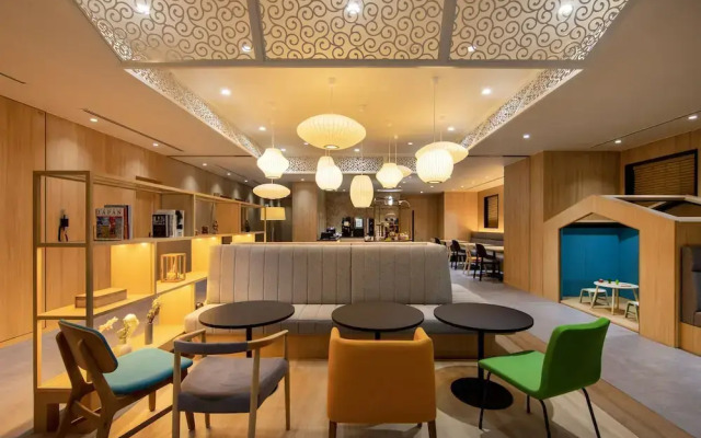 Karaksa Hotel Colors Tokyo Yaesu