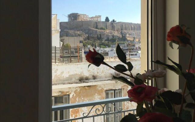 Mind-blowing Acropolis View Apt