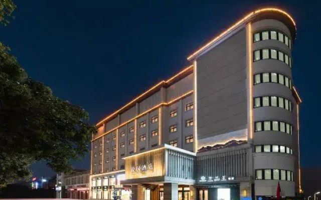 Yiyuan Business Inn